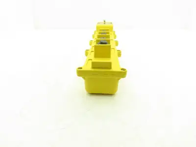 Duct-O-Wire Model J 4 Button Hoist Crane Control Pendant Motion NEMA 4X *Read*