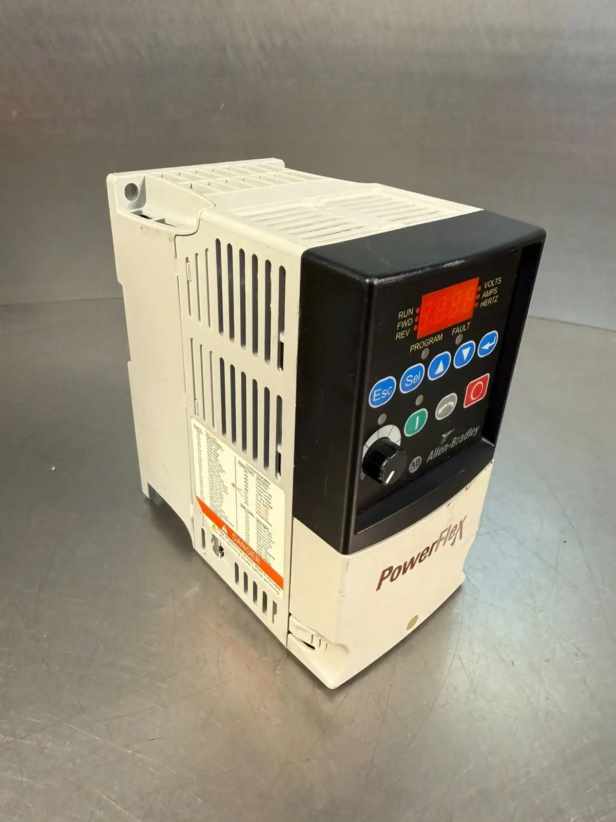 Allen Bradley 22A-D1P4N104 /A PowerFlex4 0.4Kw/0.5Hp (2.4.5)