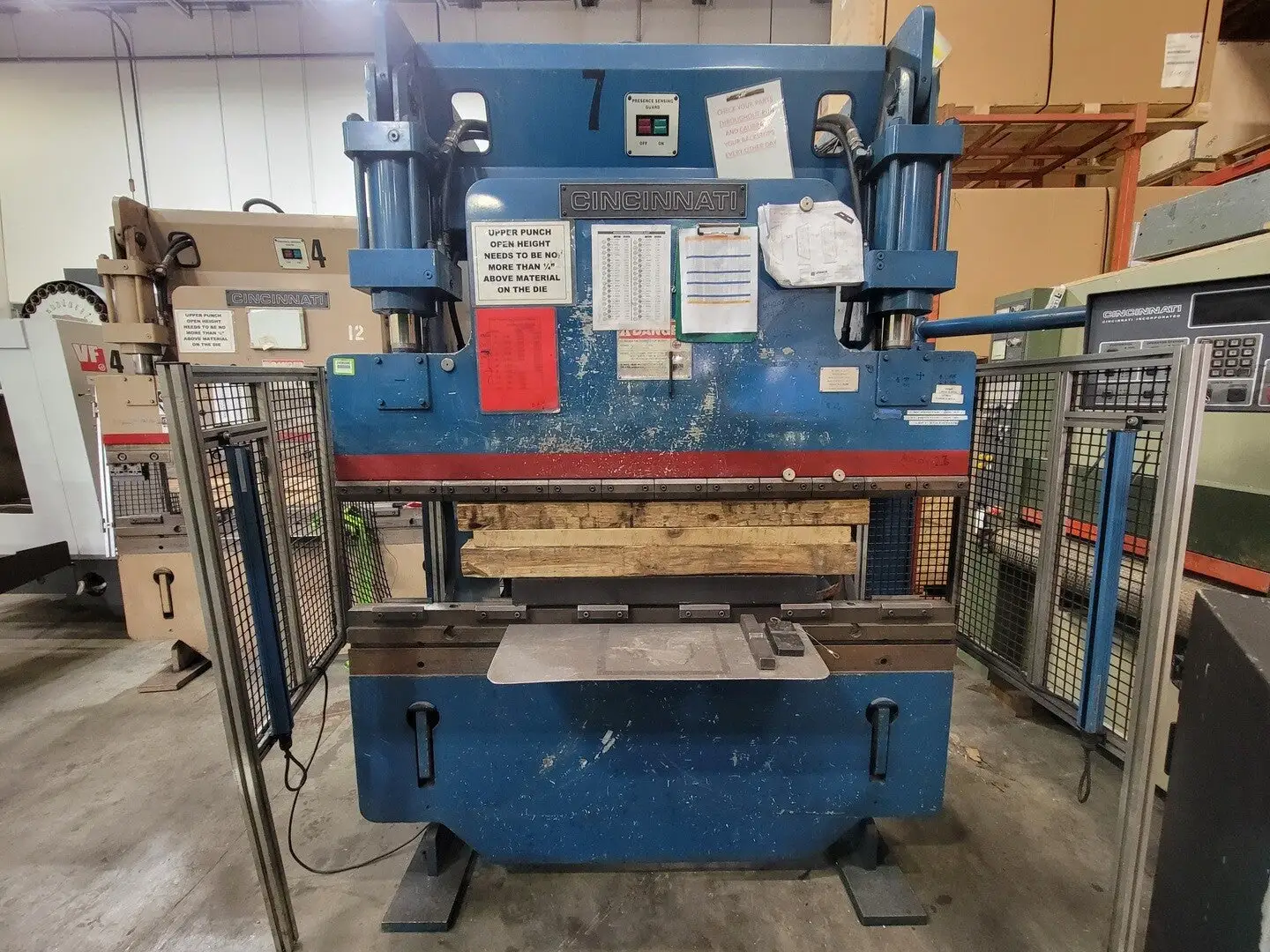 USED 1999 CINCINNATI 60CBII X 4