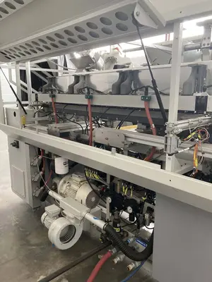 USED 2006 MAGPLASTICS SSBO3 BLOW MOLDER