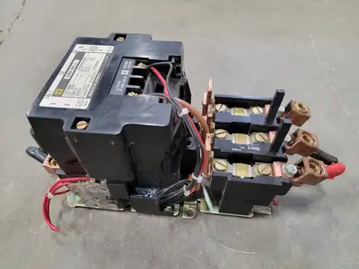 USED SQUARE D 8536SFO1V02S