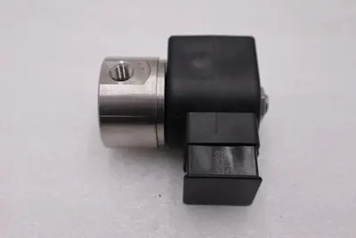 PARKER 71216SN1GL00N0D100C2 24VDC PSI 500 1/16 10WATTS STOCK H1329A