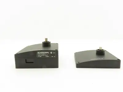 Schmersal AZ/AZM 200-B30-LTAG1P1 Solenoid Interlock Emergency Exit Door Handle