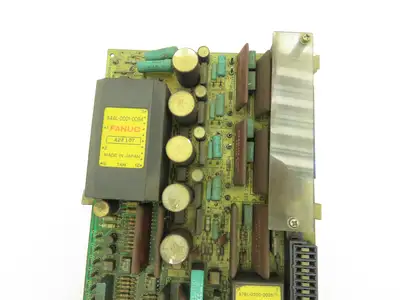 Fanuc A06B-6047-H040 Velocity Control Unit A20B-0009-00320/10D