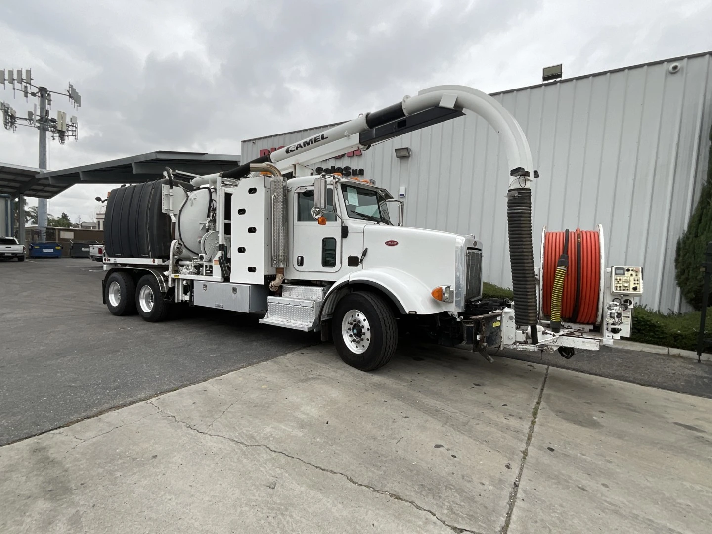 Used 2011 PETERBILT 365 Vacuum Truck California US | Big Truck & Equipment #1412262