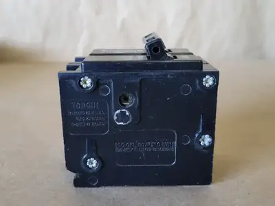 Used CUTLER-HAMMER BR215 Switchgears British Columbia CA | Lenmark #294494