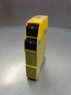 USED Pilz PNOZ 750105 s5 Safety Relay, 24VDC, 2n/o, 2n/ot