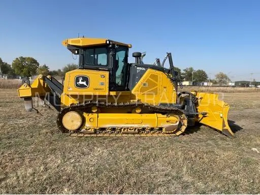 USED 2019 Deere 850L XLT