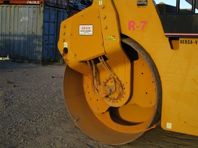 Used 2005 CATERPILLAR CB-534D Tandem Rollers New York US | Abele Tractor #1343030