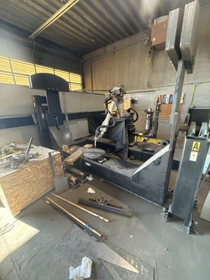 USED 2014 GENESIS J10057