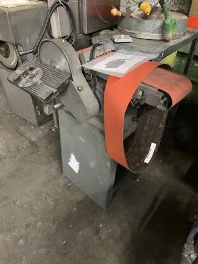 5955-590 6″ x 9″ Disc & Belt floor model Horizontal / Vertical Sander