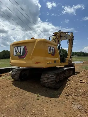 Used 2021 CATERPILLAR 320 Excavators Tennessee US | Big D Heavy Equipment #1556365