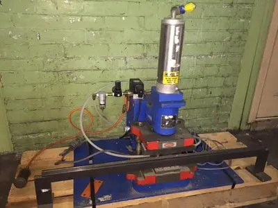 2160-220 Black & Webster Electric/Pneumatic Bobbin Assembly Press, Model #BS