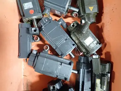 Servo Motors