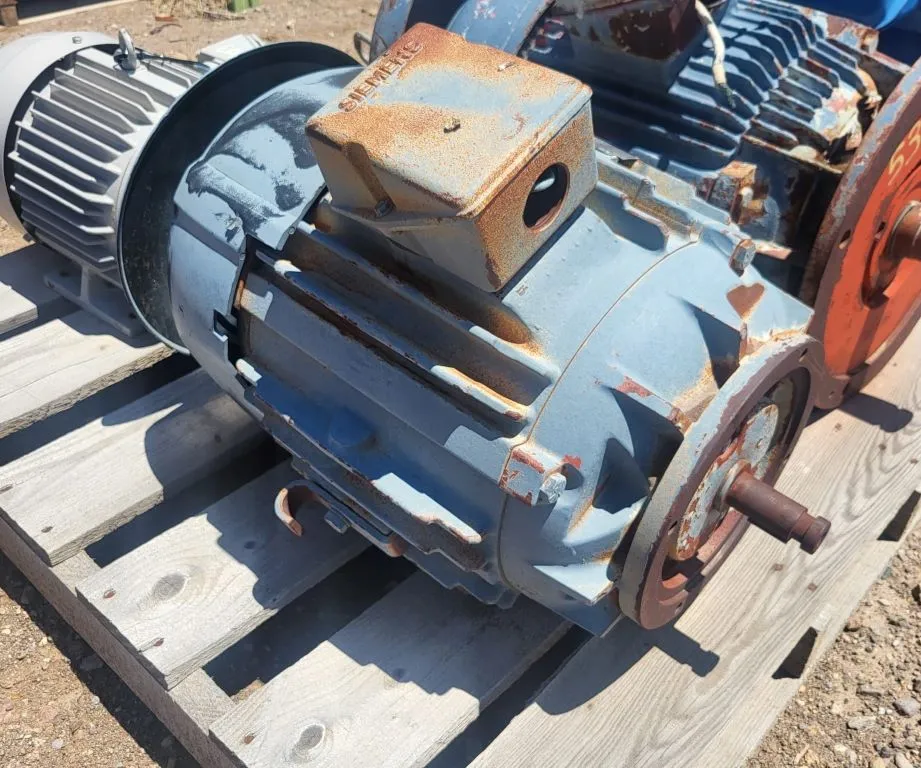 USED SIEMENS 25 HP