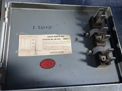USED SQUARE D SD9351