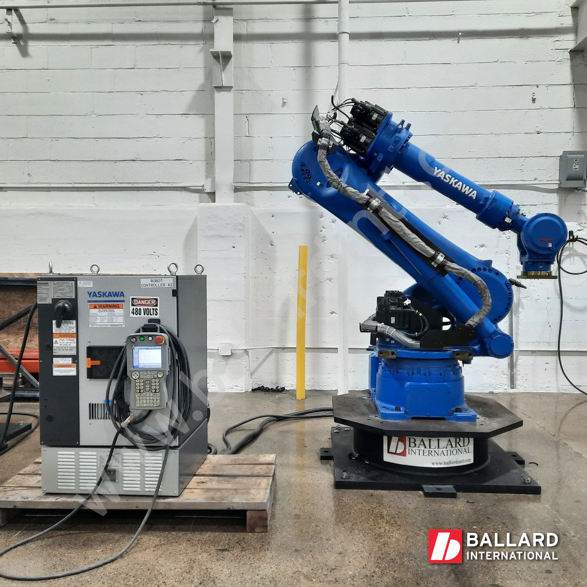 YASKAWA Motoman MH180 Robot System w/ DX200 Controller