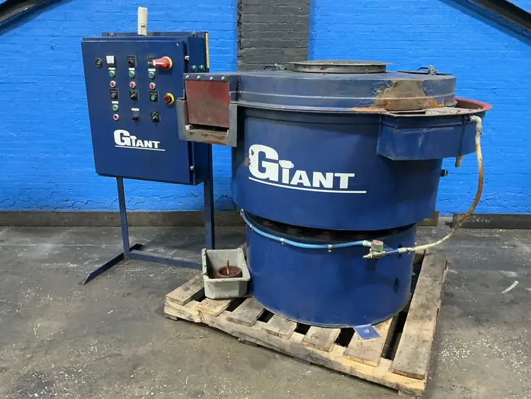 Used GIANT GB8DHWS Vibratory Machines Ohio US | HGR 24 #1545307