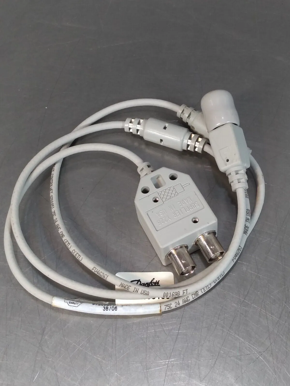 ALLEN BRADLEY 1786-TPYS/C RVD01 ControlNet Coax Cable Loc5B5/2