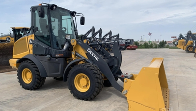 USED 2022 Deere 244L