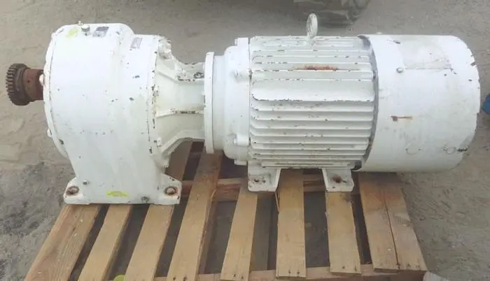 Motor, 30 HP, Gearbox, 282 RPM Out, 230/460V, #S743345