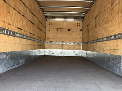 Used 2020 HINO 195-20 Box trucks Indiana US | Miedema Asset Management Group #1414582