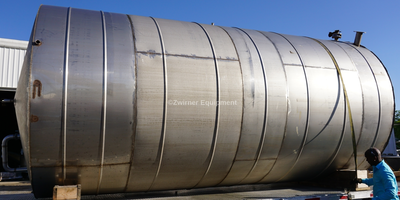 10,000 GALLON STAINLESS STEEL VERTICAL SINGLE SHELL STORAGE TANK