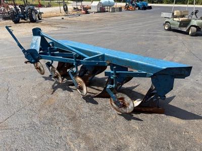 FORD 4 Bottom Plow Plow | County Equipment Company LLC (4)