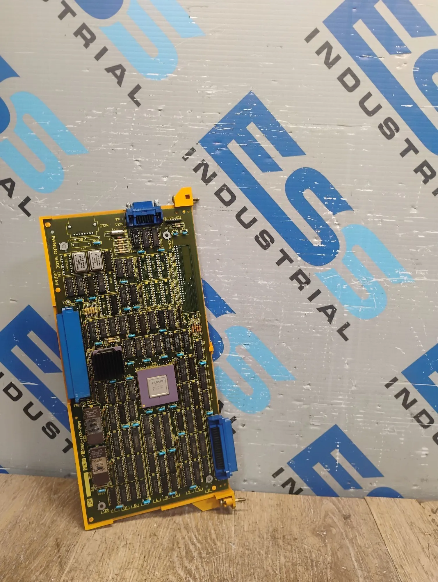 USED FANUC LTD. A16B-1211-0901/08B