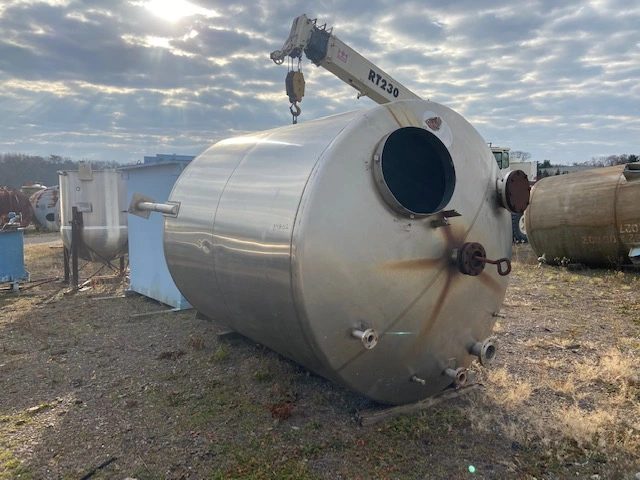 Used _UNKNOWN_ 3,000 GALLON Stainless Steel Tanks New Jersey US | Perry Equipment #119796