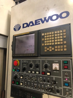 2002 DAEWOO DHM 500 Horizontal Machining Centers | Tight Tolerance Machinery (9)