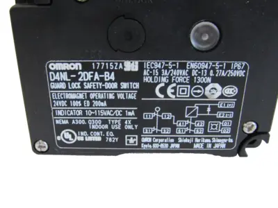 NEW OMRON D4NL-2DFA-B4 SAFETY SWITCH D4NL2DFAB4