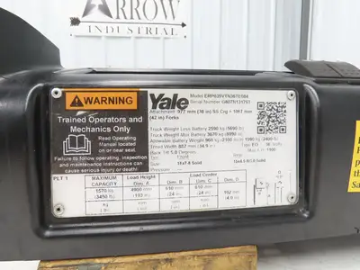 Yale ERP035VTN36TE084 Forklift Dash Plastic Shroud Cover With Cupholder