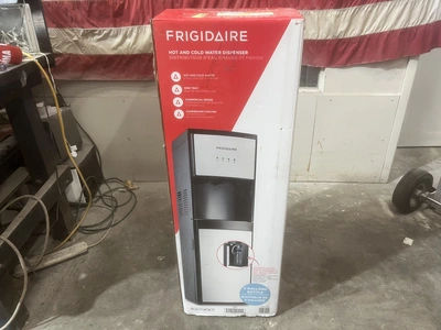 Used FRIGIDAIRE HOT AND COLD WATER DISPENSER Beverage Dispensers Michigan US | Miedema Asset Management Group #1322226