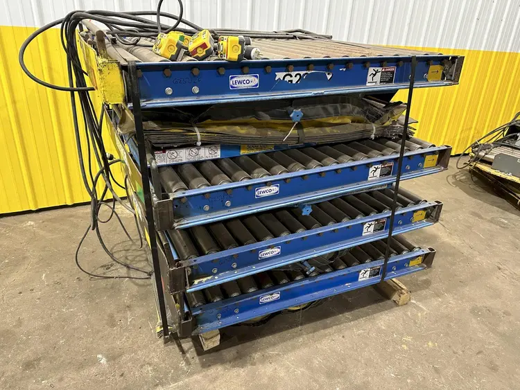 Used LEWCO _UNKNOWN_ Platform Lifters Ohio US | Yoder Brothers machinery #144260