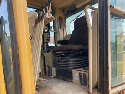 2000 Caterpillar 140H