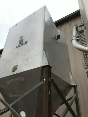 550 Gallon Stainless Storage Silo w/ Box Probe for Vacuum Conveyor System