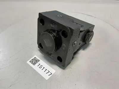 USED VICKERS DG4V-3-22A-M-U-HL7-60