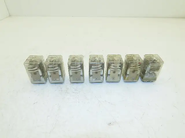 Allen Bradley 700HB-33Z24-4 Miniature Control Relay 24VDC Coil 10A Lot of 7