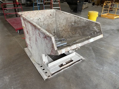 Used MECO _UNKNOWN_ Bin Dumpers Texas US | MachineryMax #1539846
