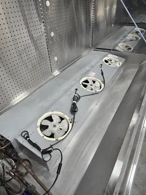 USED Hill Phoenix PF6R.