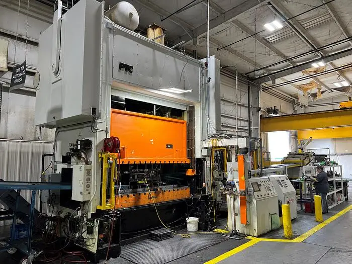 Used 1996 PTC MPL-2-300-96 X 48 Hydraulic Presses Michigan US | Midwest Press and Automation #560341