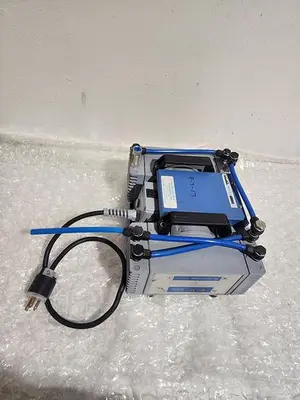 VACUUMBRAND DIAPHRAGM VACUUM PUMP MD4L
