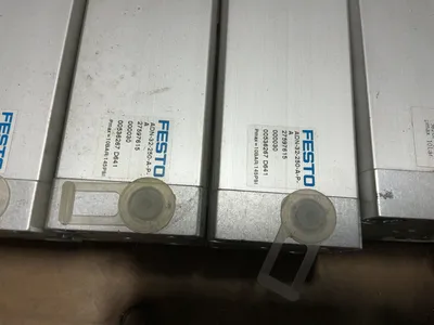 Used _UNKNOWN_ _UNKNOWN_ Pneumatic Cylinders Michigan US | Miedema Asset Management Group #1320245