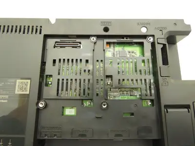 Mitsubishi GT2510-VTBD 10.4" VGA Color Touch Panel 640x480p 24VDC TFT Color LCD