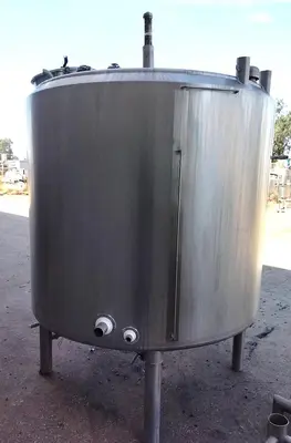 Used 2017 QUALTECH TANK 1000 USG Stainless Steel Tanks California US | Machinery & Equipment #1323241