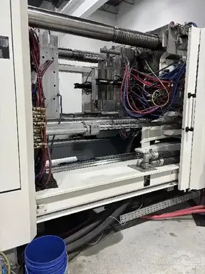 USED 2018 KRAUSS MAFFEI 900-1200GX