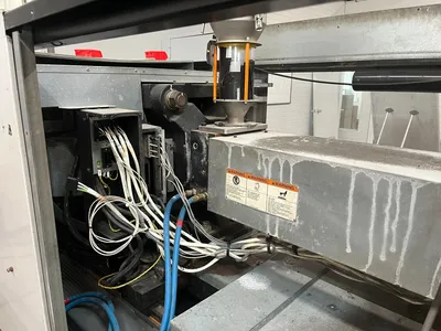 1999 CINCINNATI ROBOSHOT 165I-252 Injection Molding Horizontal/Vertical | Machinery Network (7)