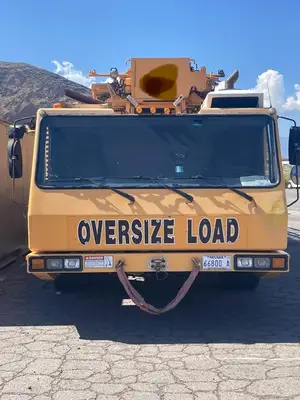 USED 2002 GROVE GMK5240