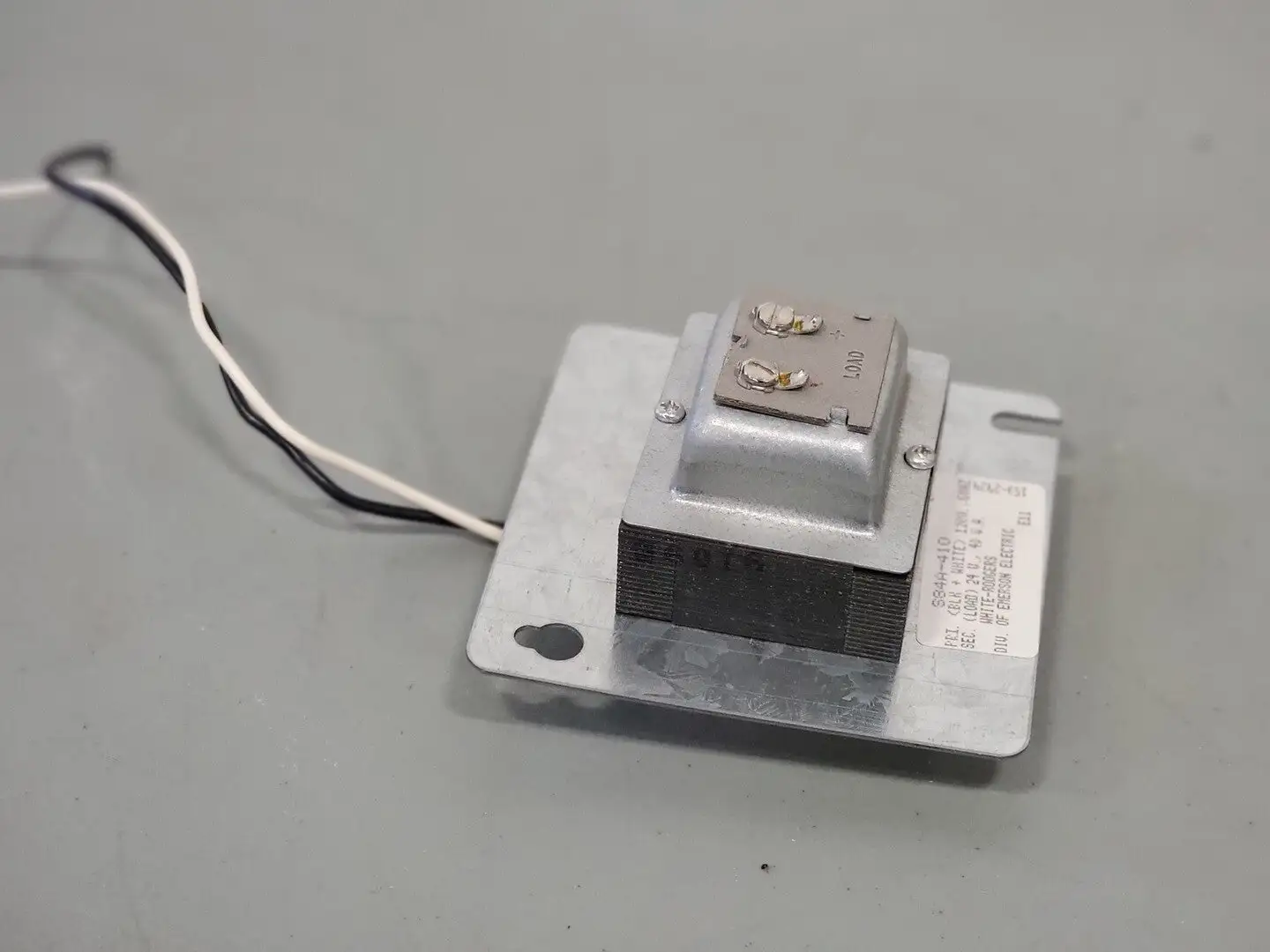 USED EMERSON S84A-410